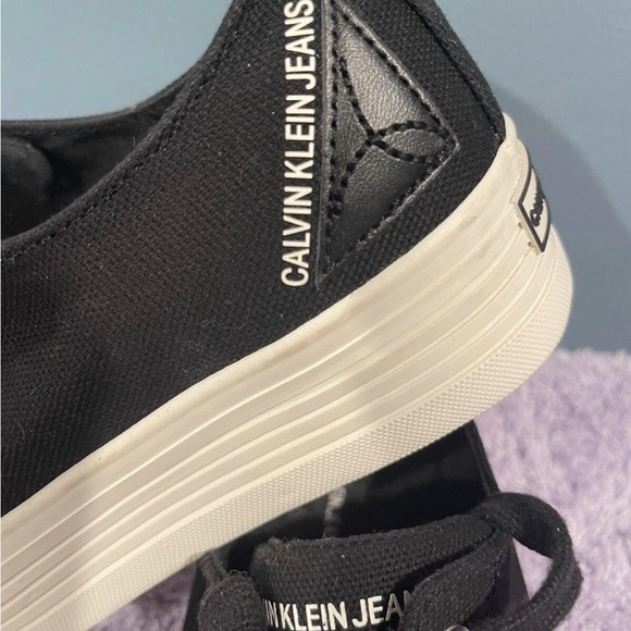 Calvin Klein Jeans Zohene B4R1620 Black Platform Sneakers NWOB Women’s Size 9 - Picture 7 of 15